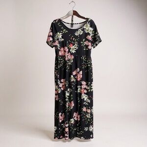 NWOT Floral Black Maxi Dress